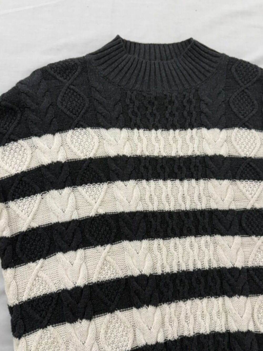 Tahari Women’s Black White Striped Cable Knit Sweater 100% Cotton Womens Size XS - Picture 4 of 10